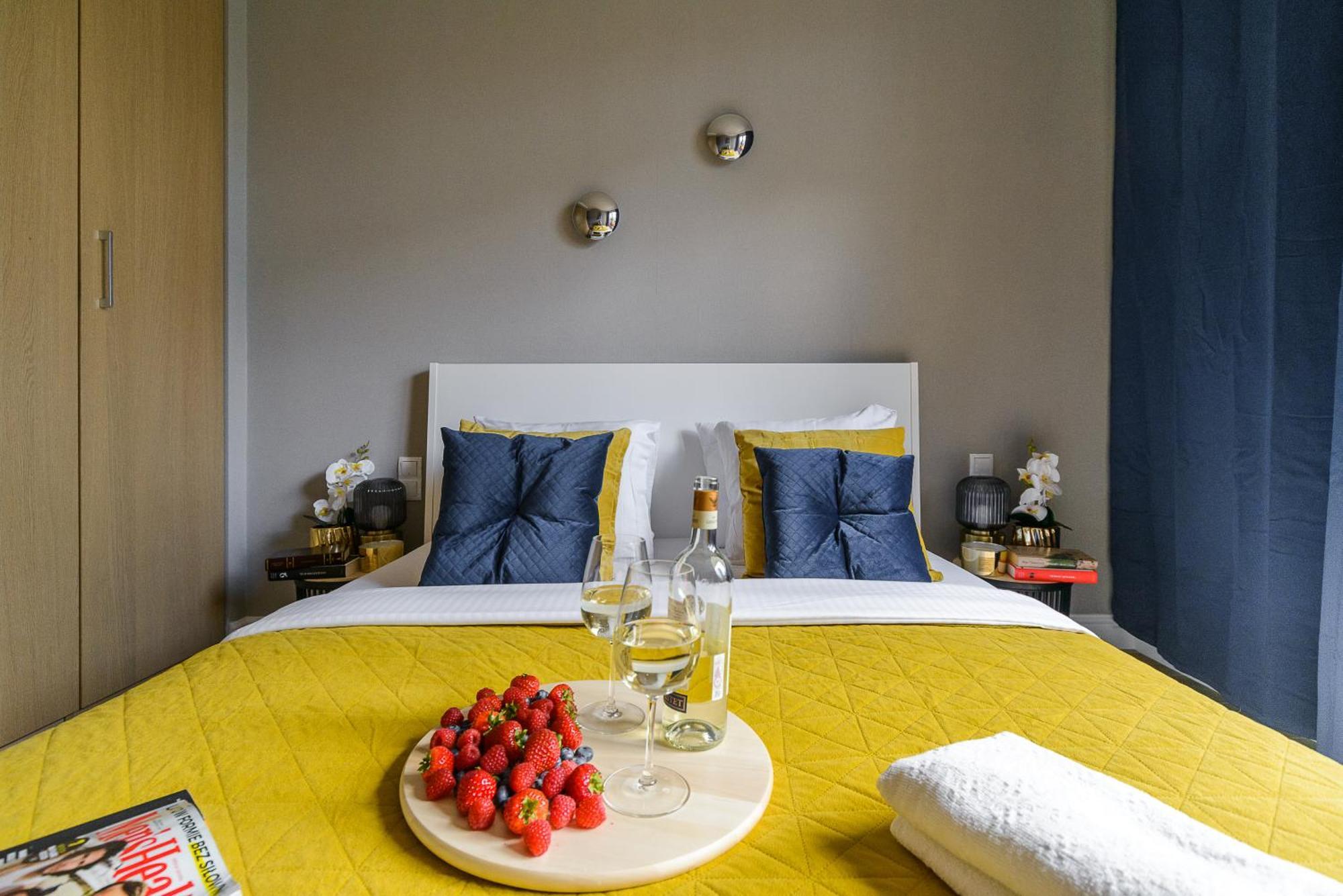 Lumina 3-Room Apart With Parking, Balcony Varsóvia Exterior foto